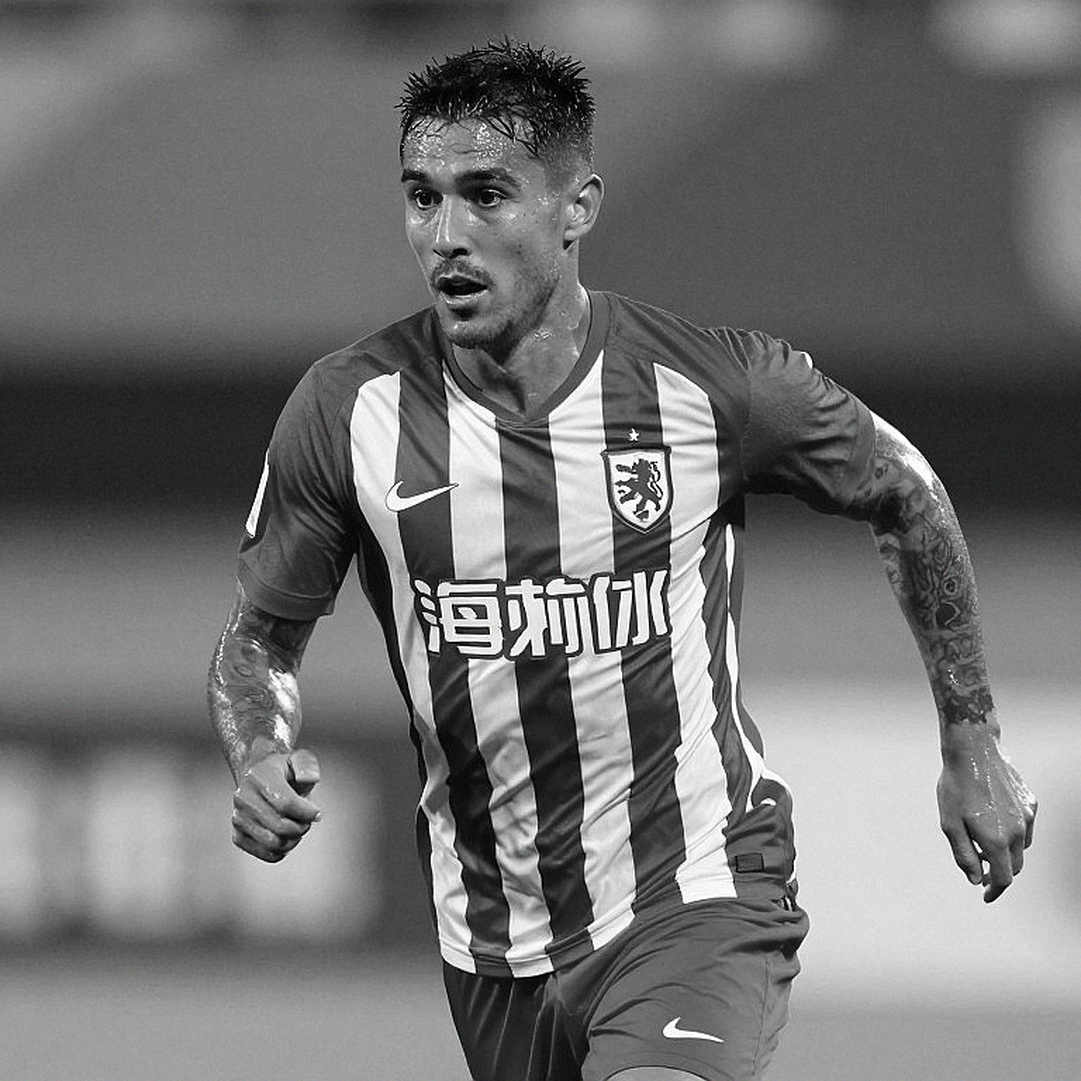 87 giây lật kèo: Al-Hazm đốt lưới Al-Ahli bằng thống kê lịch sử