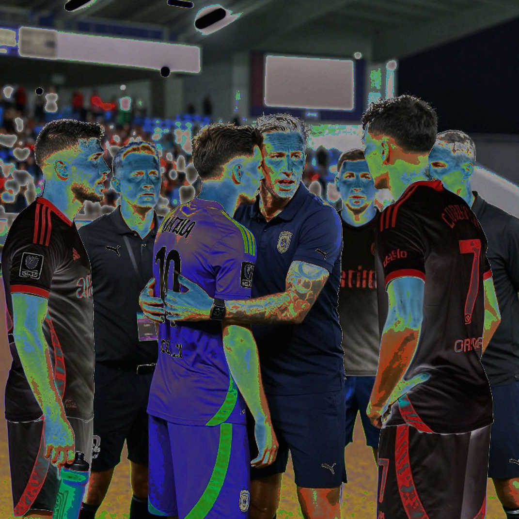Ô trống V.League: Cái giá của một thất bại không ai ghi lại